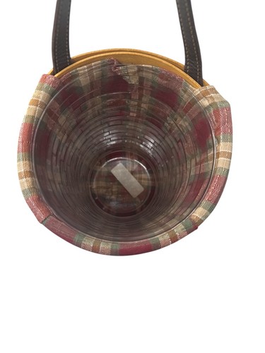 Longaberger 2002 Large "Gatehouse" Basket w/Liner & Plastic Protect (MI1073706) - Picture 4 of 6