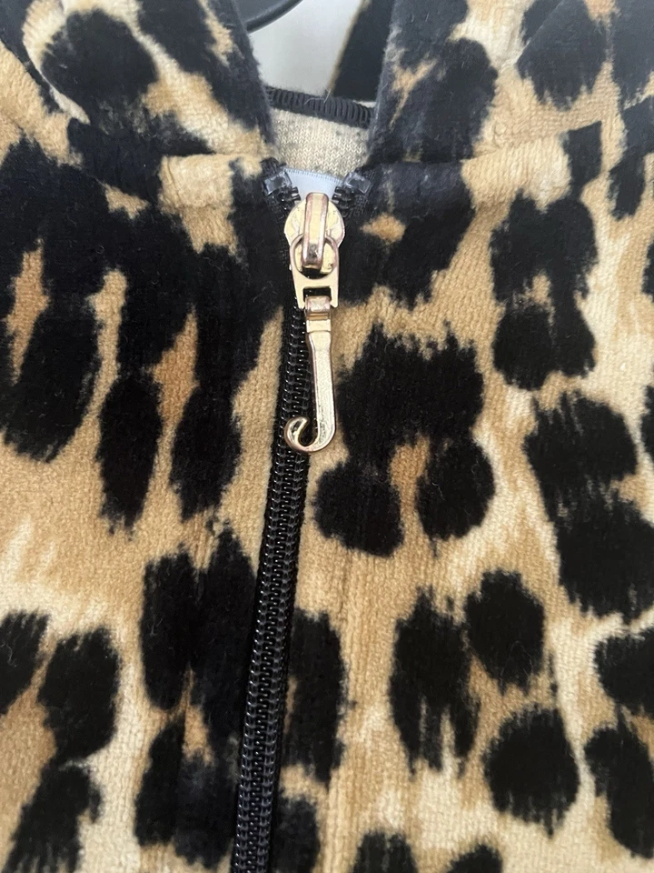 Chaqueta de Leopardo Juicy Couture para Niñas Talla Mediana Estampado de Animales Cremallera Sudadera con Capucha Foto 3 de 4