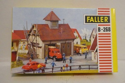FALLER AMS B-268  FEUERWEHRHAUS SPRITZENHAUS , KOMPLETT, UNGEBAUT !!!! TOP