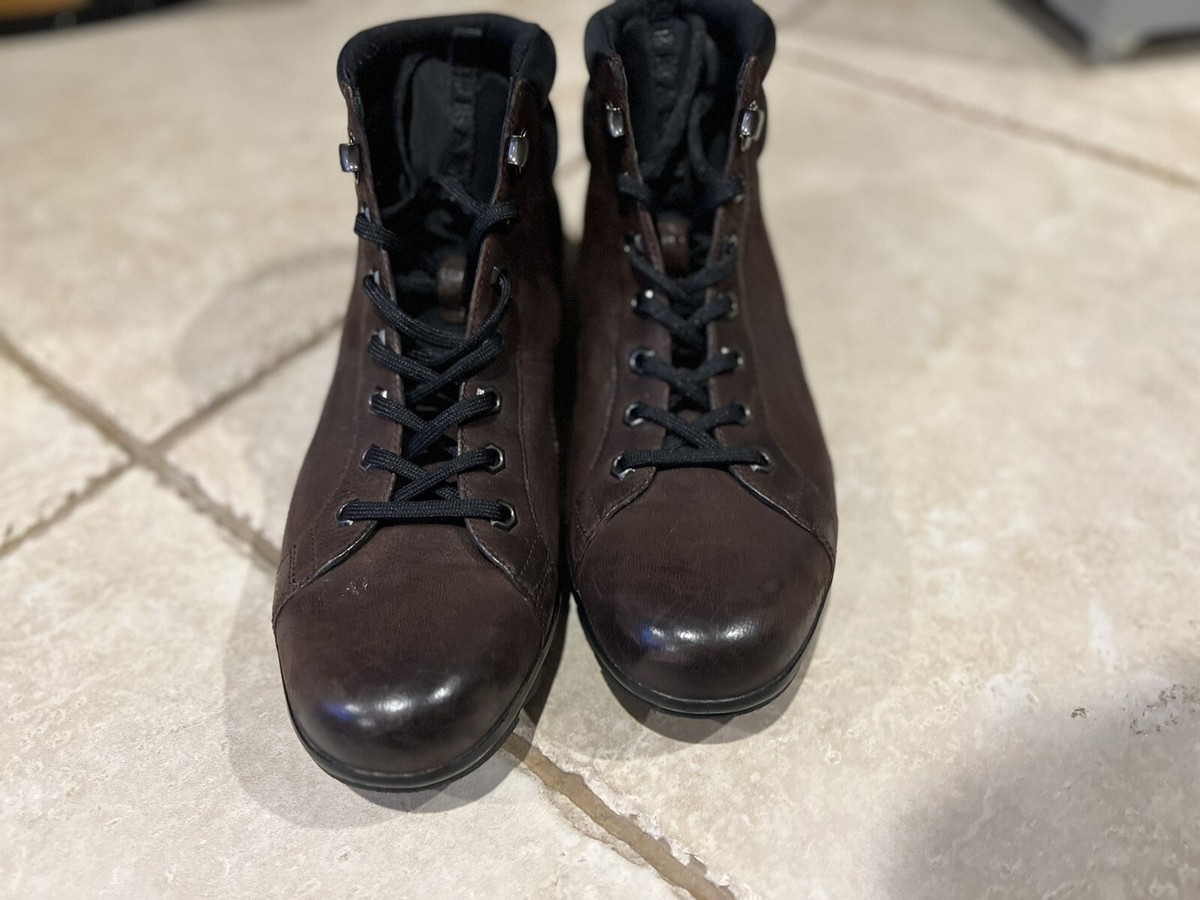 PRADA★茶色ブーツ プラダ PRADA ショートブーツ ブラウン レザー 定価14万円