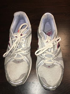 New Balance 940 Womens Running Shoes 