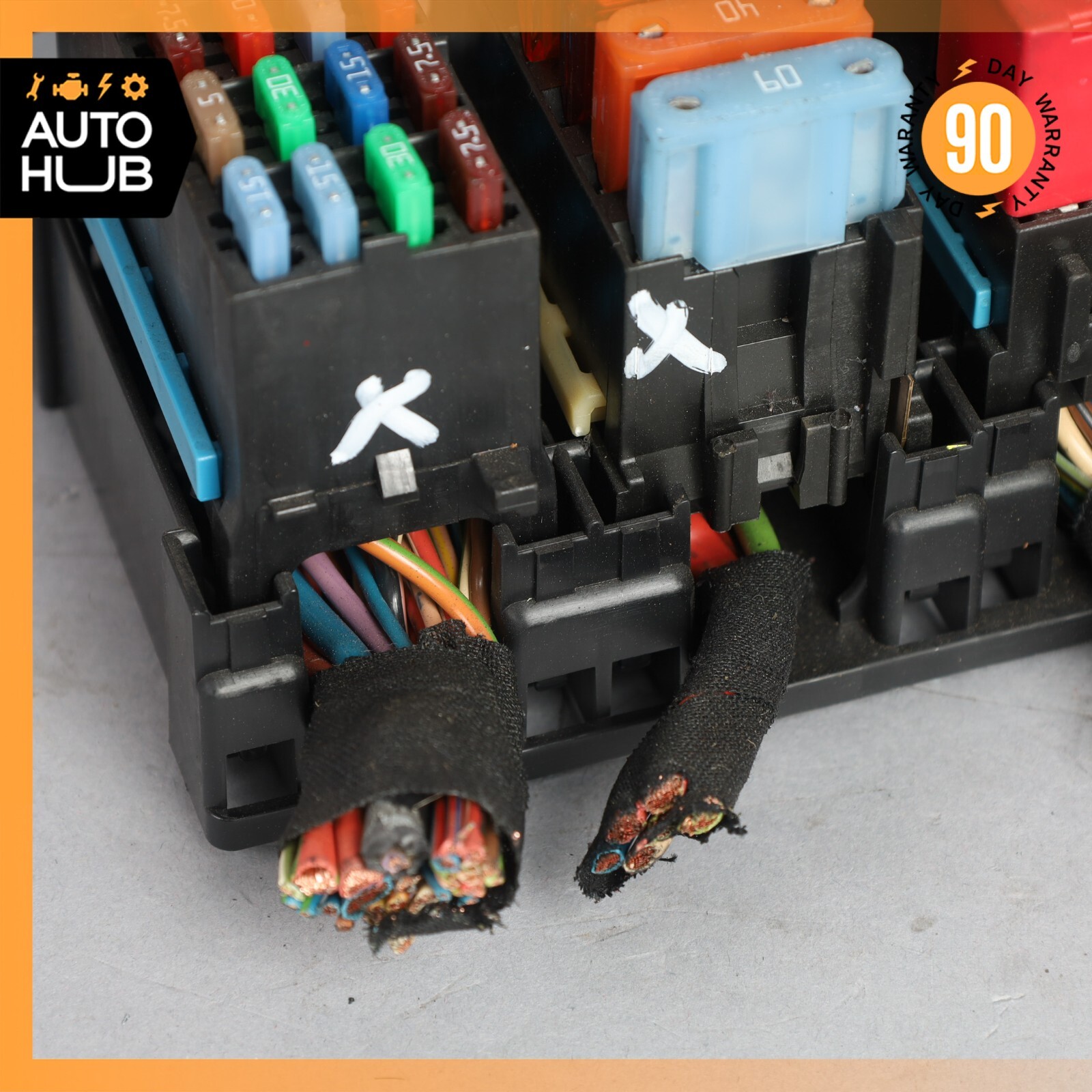 08-10 Maserati GranTurismo M145 4.2L Front Engine Bay Fuse Box 240393 OEM 70k