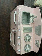 Pink Little Kid Kitchen To Play If You Want The Little Toys Inside Is 20    