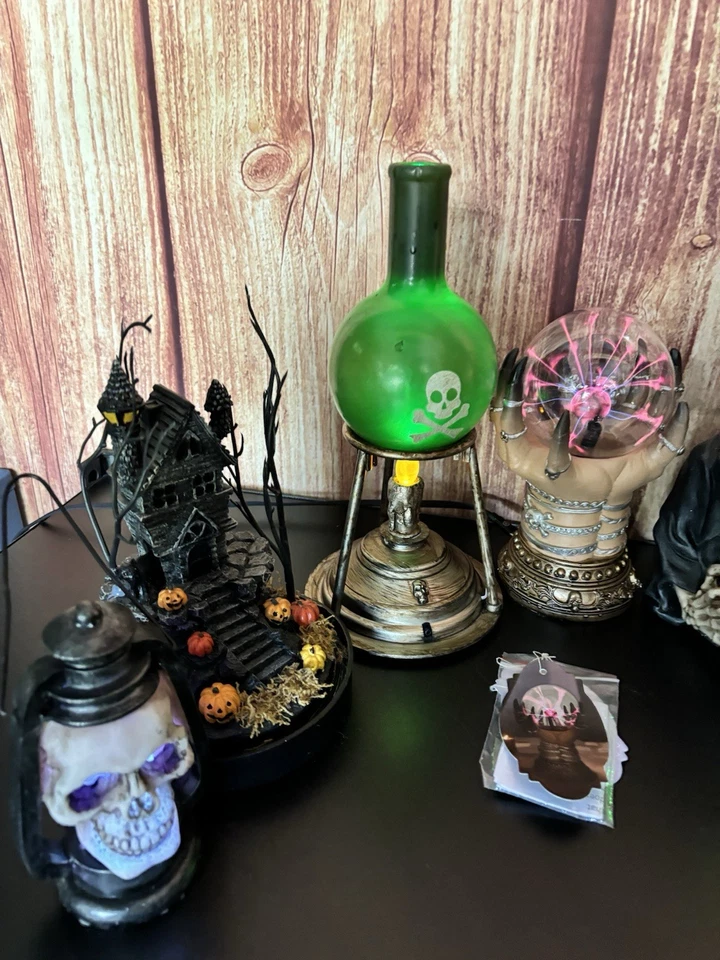 Halloween Decor Lot, Witches Plasma Ball, Grim Reaper, Haunted House, Light Up - Image 2 of 4