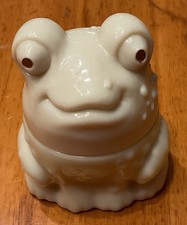 Vintage AVON Enchanted Frog Milk Glass EMPTY Sonnet Cream Sachet Jar 1970's EUC