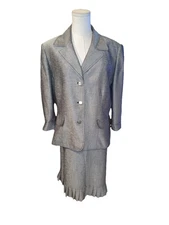 Le Suit Skirt Suit Gray Silver 3/4 Sleeves Ruffle Bottom 16