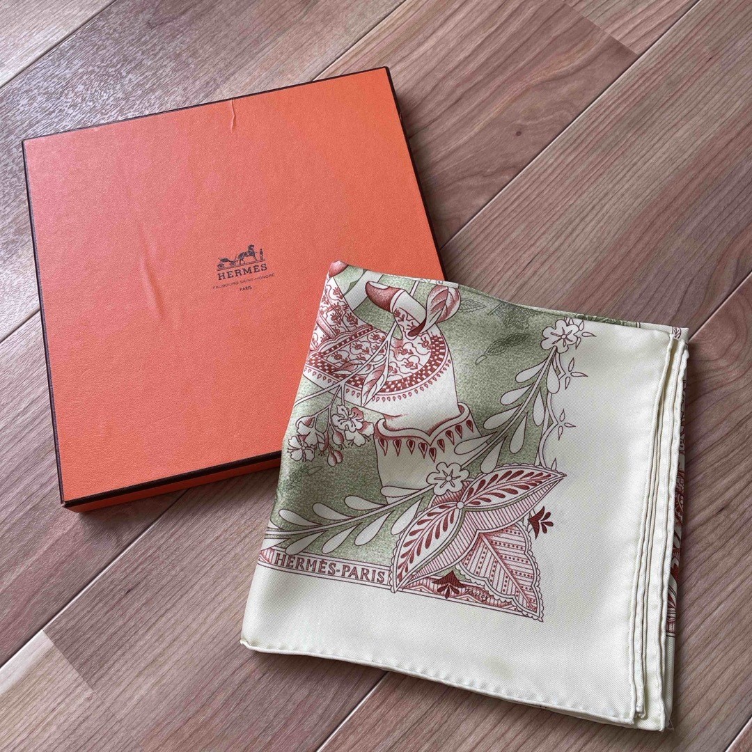 HERMES luxury silk scarf storage box organizer
