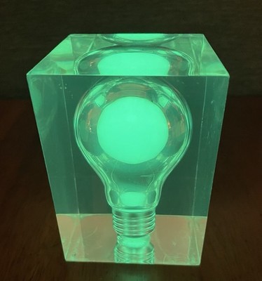 Pierre Giraudon Vintage Lucite Pop Art Glühbirne Skulptur 1960/70er Retro