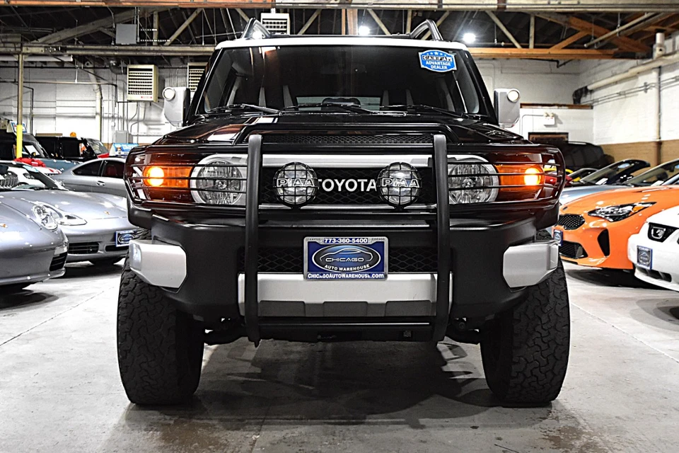 2014 Toyota FJ Cruiser 4WD 4dr Auto (Natl) - Image 2 of 4