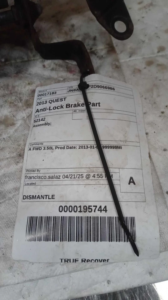 2013 Nissan Quest ABS Pump & Motor Assembly OEM 476601JA0B 150k Miles - Imagem 2 de 4