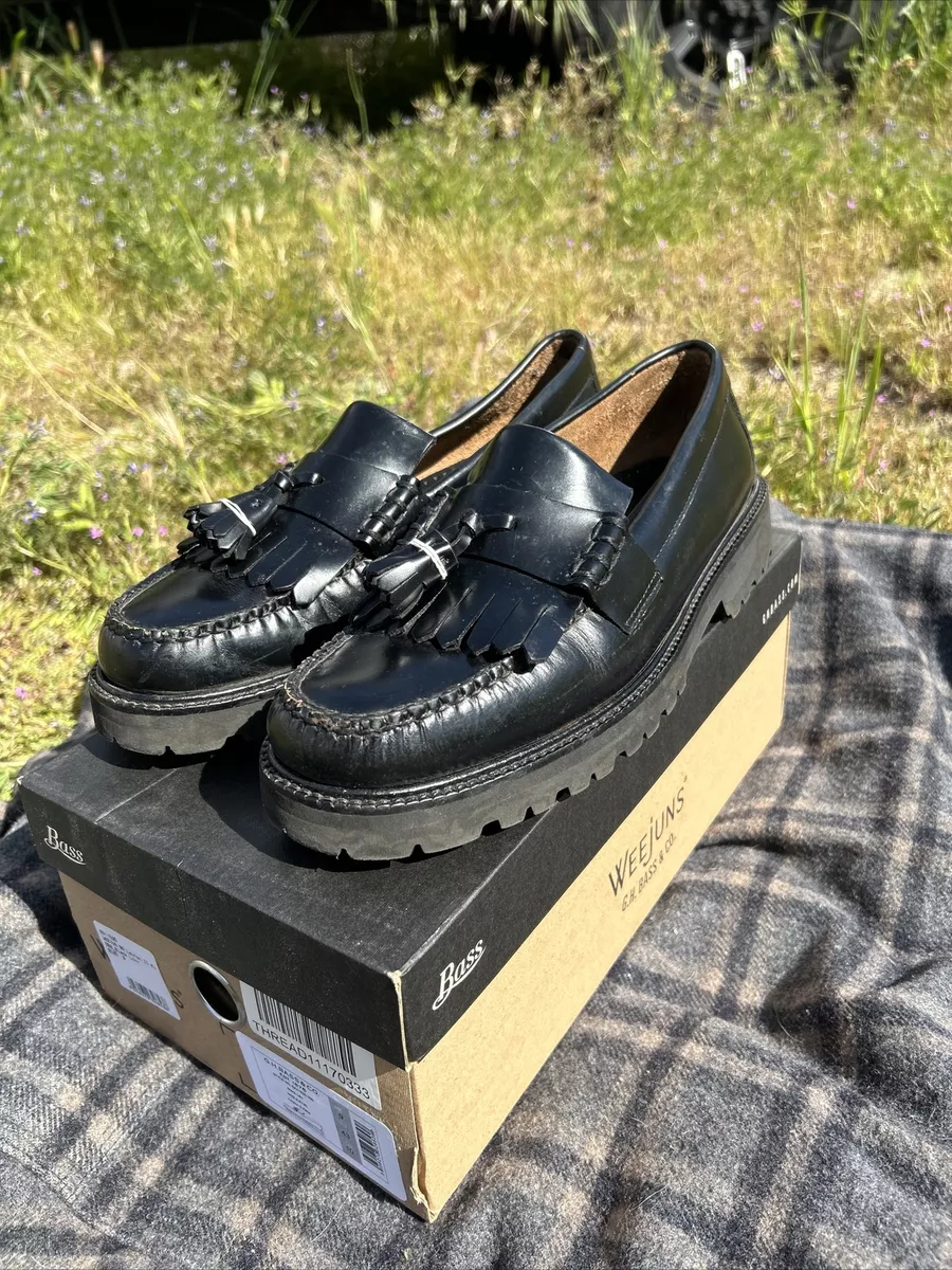 g.h. bass weejuns 90s tassle loafers