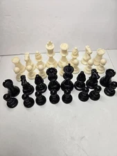 PLASTIC CHESS PIECES -32 PCS -KING 3.75 T" ,ONLY THE CHESS PIECES