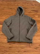 Arc’teryx Men's Covert Hoody Jacket Full Zip Void Heather Medium Year 2021