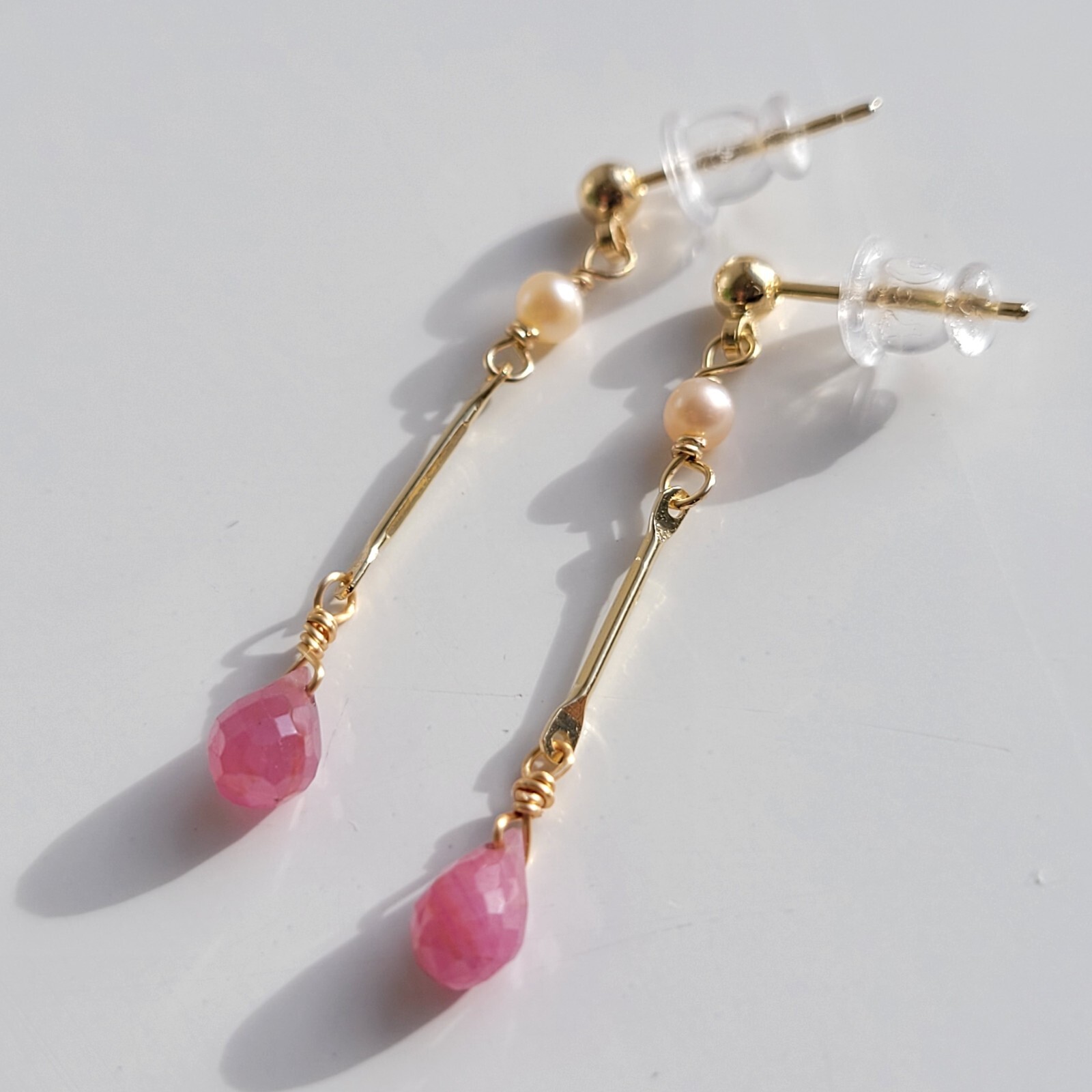 Boucles d'oreilles saphir rose argent perles fait main modèle 1228