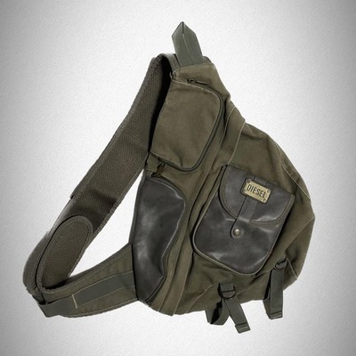 DIESEL Archive One shoulder bag military DIESEL Archive One shoulder bag military