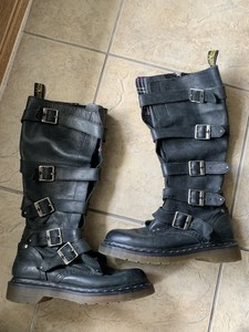 dr martens phina boots