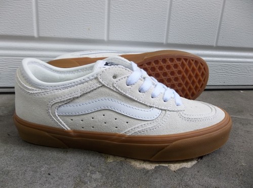 NWT WOMEN'S VANS ROWLEY CLASSIC SNEAKERS/SHOES.SIZE 7.BRAND NEW FOR 2025. - Picture 3 of 5