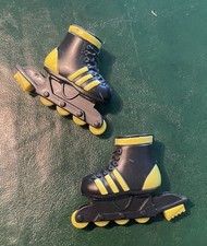 Barbie Roller Blades Boots Yelliw And Black Wheels