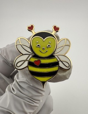 Cute Smiling Love Bee Valentine's Day Heart Enamel Lapel Pin