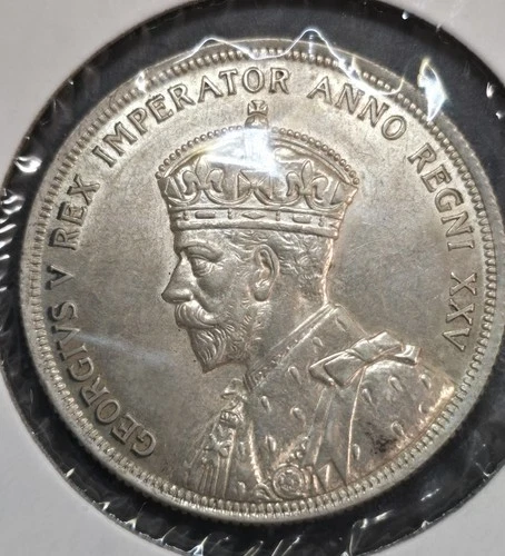 1935 Canada Silver Dollar. BU++ CONDITION! BEAUTIFUL TONING AND COLOR!