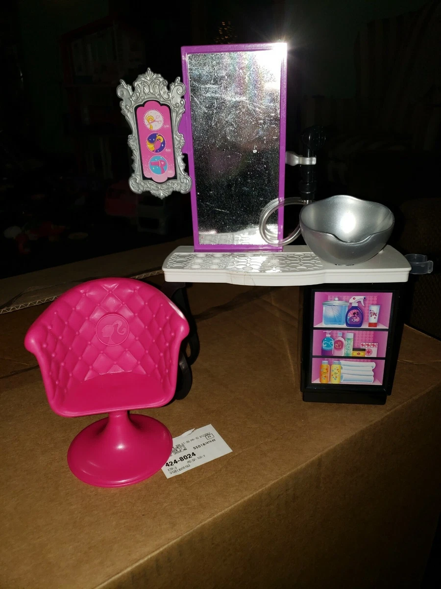 Barbie Malibu Ave Salon 2014