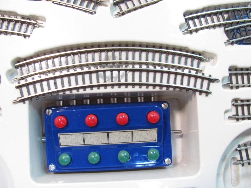 Märklin mini club 8192 Erweiterung SET T1 altes Design gebraucht Weichen geprüft - Bild 4 von 4