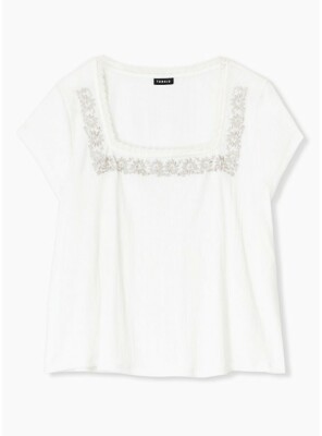 Torrid Womens Plus Size Ivory Crepe Floral Embroidered Square Neck