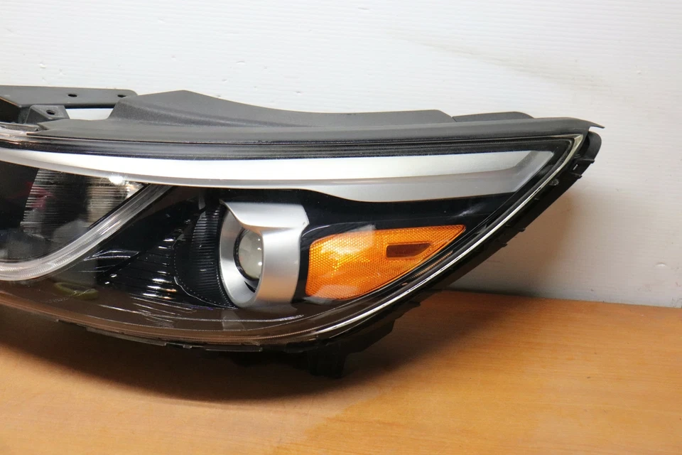 KIA SEDONA 2015 2016 2017 conductor izquierdo con faro LED fabricante original 9210A9060 Foto 3 de 4