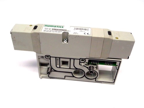 Numatics I62BB500M000061 Pneumatic Double Solenoid Valve on 006-220D Block