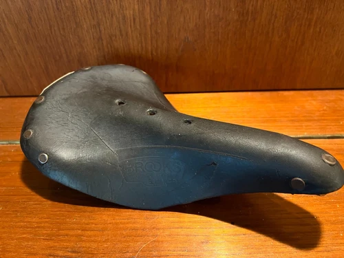 Vintage Brooks Saddle B15 Champion Standard Leather Seat