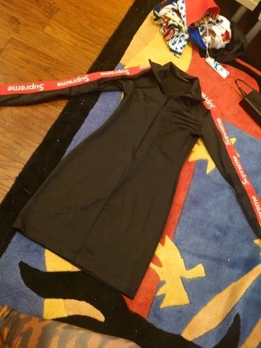 ROBE FEMME FRANKIE COLLECTIVE SUPREME TAILLE US TAILLE S NOIR/ROUGE ATHLÉTIQUE