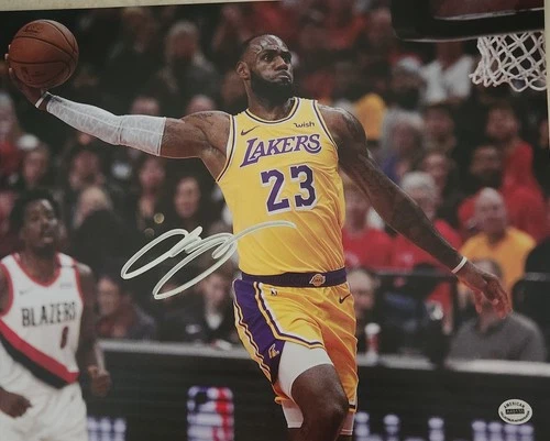 Lebron James LA Lakers Autographed 8x10 With Certification