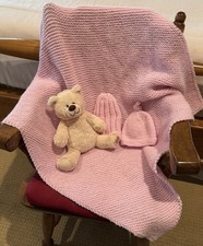 NEW hand knit SOFT Pastel Pink BABY blanket, 31x33 Bonus NB Caps
