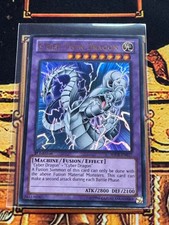 Mint/Near Mint Ultra Rare Cyber Twin Dragon SDCR-EN037 1st Edition