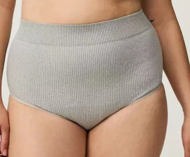 Panty Calzoncillo Torrid Talla 3 (22-24) Sin Costuras Acanalado Alto Gris Escarcha Nuevo con Etiquetas Foto 2 de 3