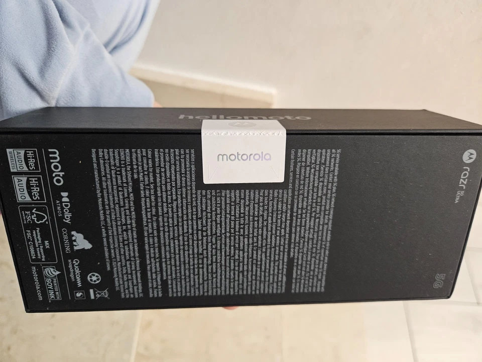 MOTOROLA RAZR 50 ULTRA 5G DUAL SIM 6.9" OCTA CORE 512GB RAM 12GB 5G ITALIA MIDNI - Immagine 3 di 3