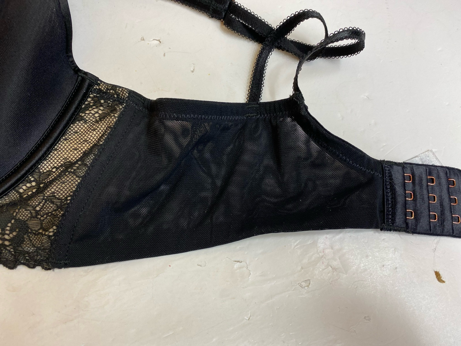 Sofia Vergara Intimates Black Lined Underwire Bra… - image 10