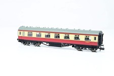 Graham Farish N Gauge 374-841A Stanier Vestibule Second BR Crimson & Cream No.M9