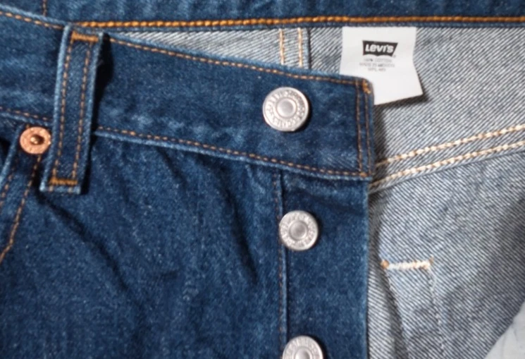 De colección LEVI’S Hombre 501xx Talla 33 X 32 REALMENTE HECHO EN MEX. Jeans 100 % algodón lavado oscuro Foto 4 de 4