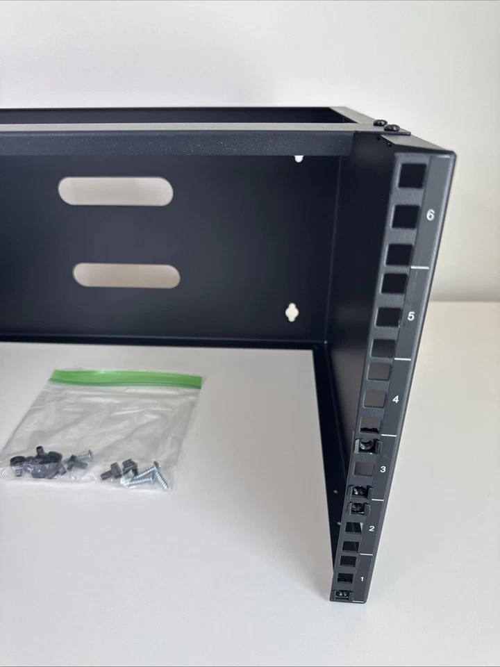 StarTech.com 6U Wall Mount Network Rack - 14 Inch Deep (Low Profile) - Image 4 of 4