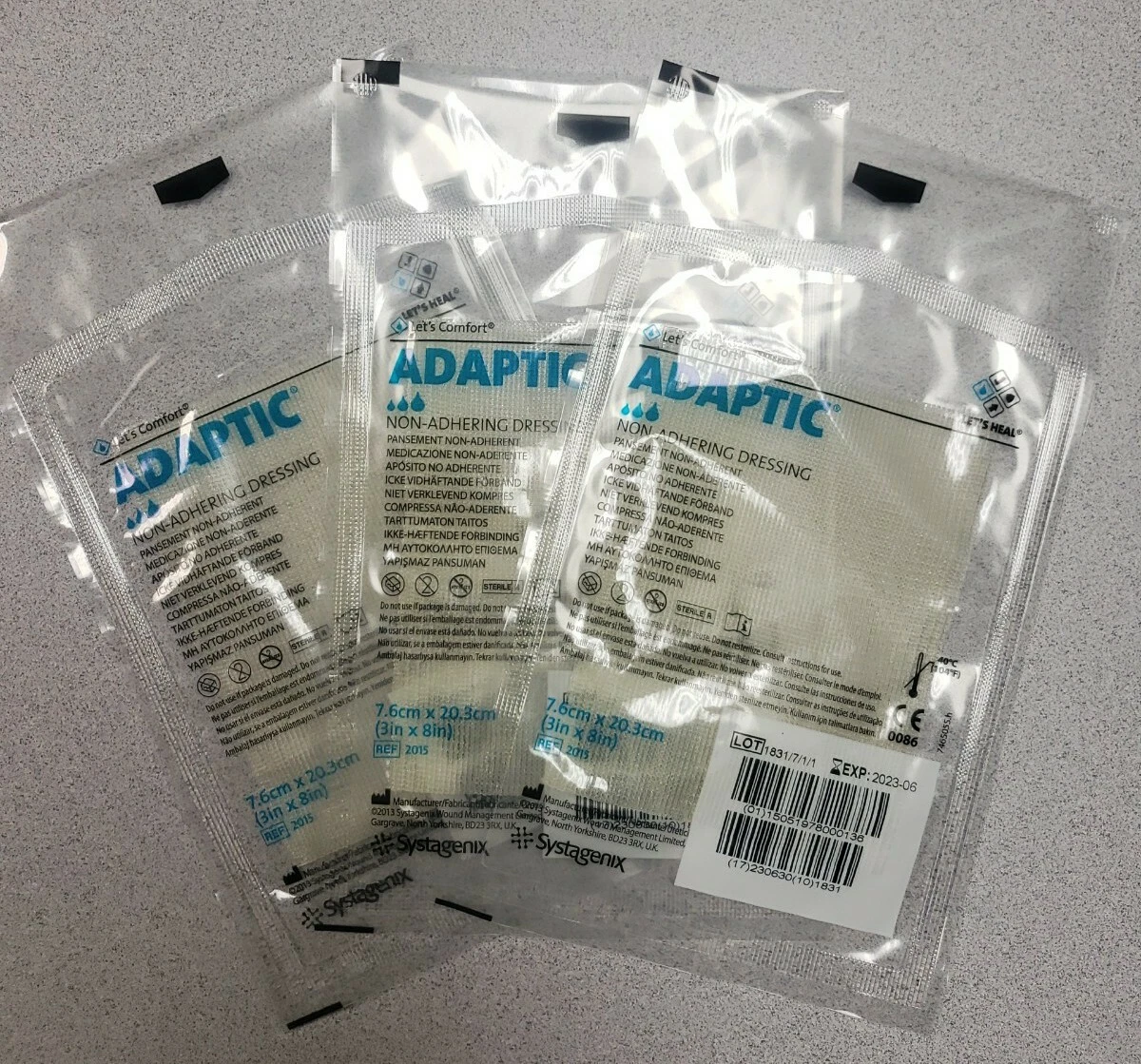 adaptic wound dressing