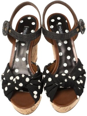 【DOLCE AND GABBANA】BIG SALE★POLKA DOT サンダル Dolce & Gabbana Polka dot-print Satin Slides | Black | FARFETCH