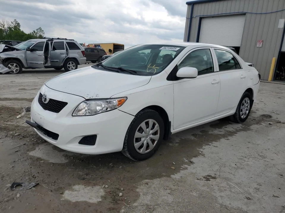 Used Rear Left Door Assembly Rear Side fits: 2010 Toyota Corolla L. electric win Foto 2 de 4