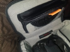 Fuji Film Finepix S S1800 Digital Camera w/Strap And Camera Bag a/v cable