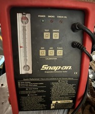 Snap-on Evaporative Emissions Tester Snap-on Evaporative Emissions Tester