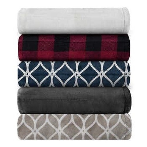 Brookstone Heated Throw w Built in Remote Select Namibia | Ubuy