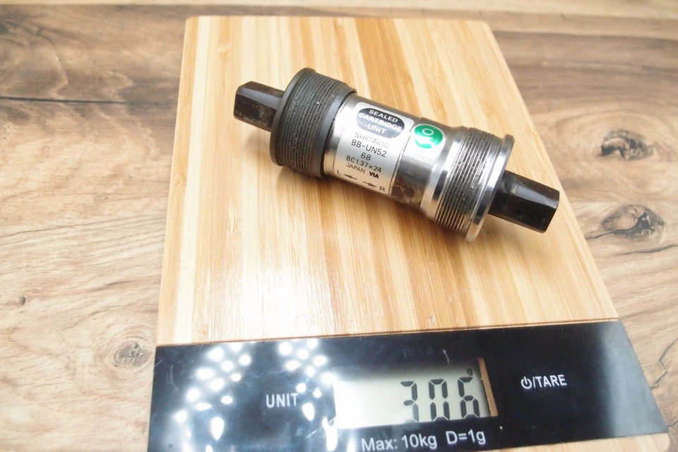 MTB bottom bracket Shimano Deore BB-UN52 Japan 115 mm BSA / 68 mm 1990's - Image 2 of 4