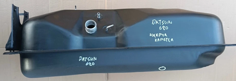 NISSAN DATSUN 620 P/U MODO UTE 1976 78 TANQUE DE COMBUSTIBLE PLATÓN LARGO J15 USADO  Foto 4 de 4