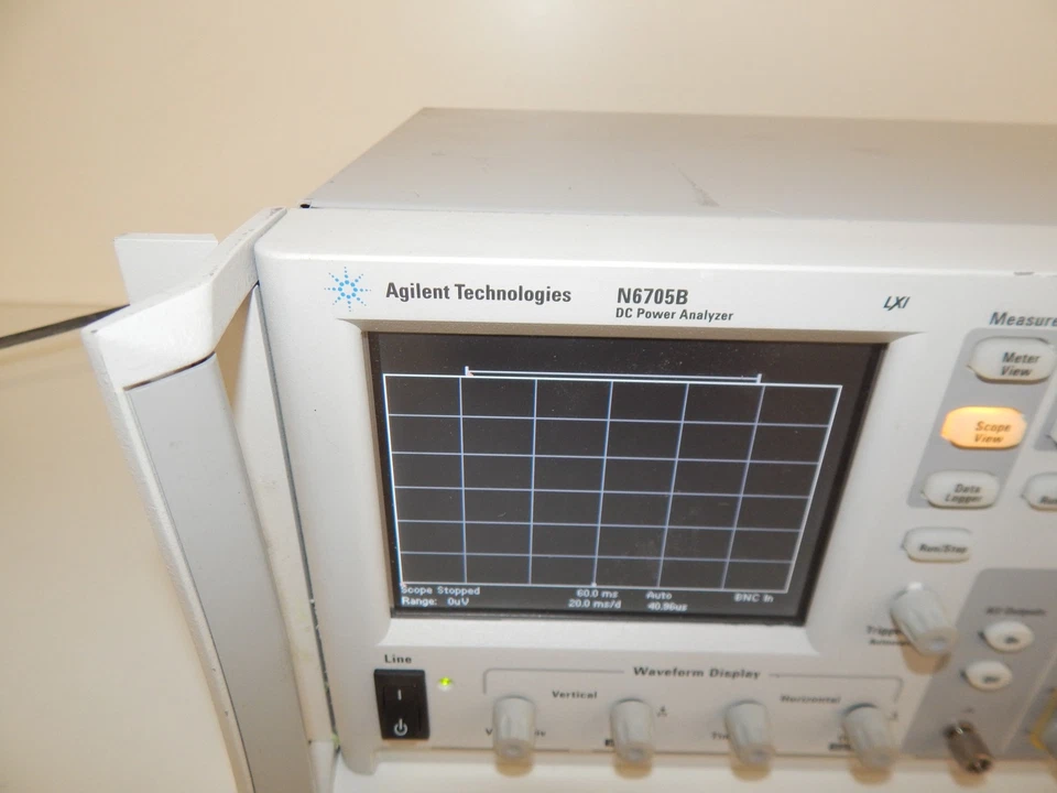 AGILENT N6705B DC POWER ANALYZER (LYW44) - Image 3 of 4