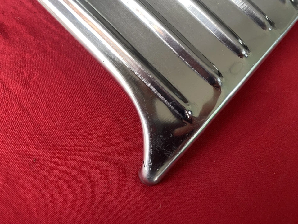 Nuevo de Lote Original 1949 Oldsmobile 88 Series 60 66 76 78 90 98 Escudo de Grava Protector de Piedra LH Foto 2 de 4